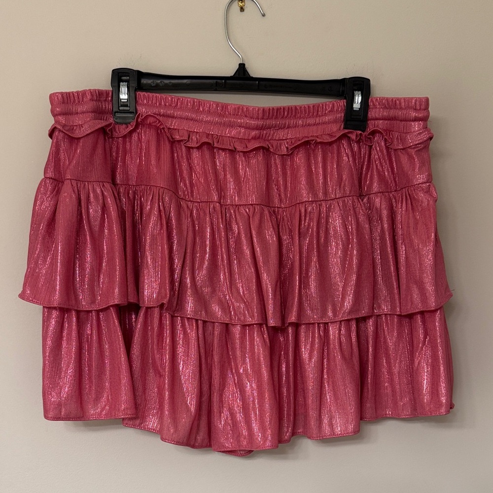 MainStrip Metallic Pink Ruffle Skort - Picture 3 of 3